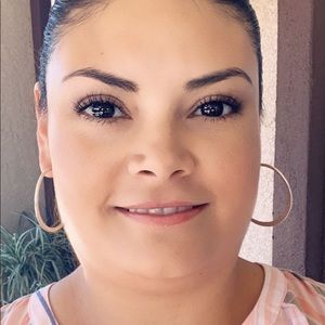 Meet your Posher, Rosa